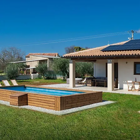 Σπίτι διακοπών Mit Jacuzzi Und Taverne Mit Billard Ližnjan